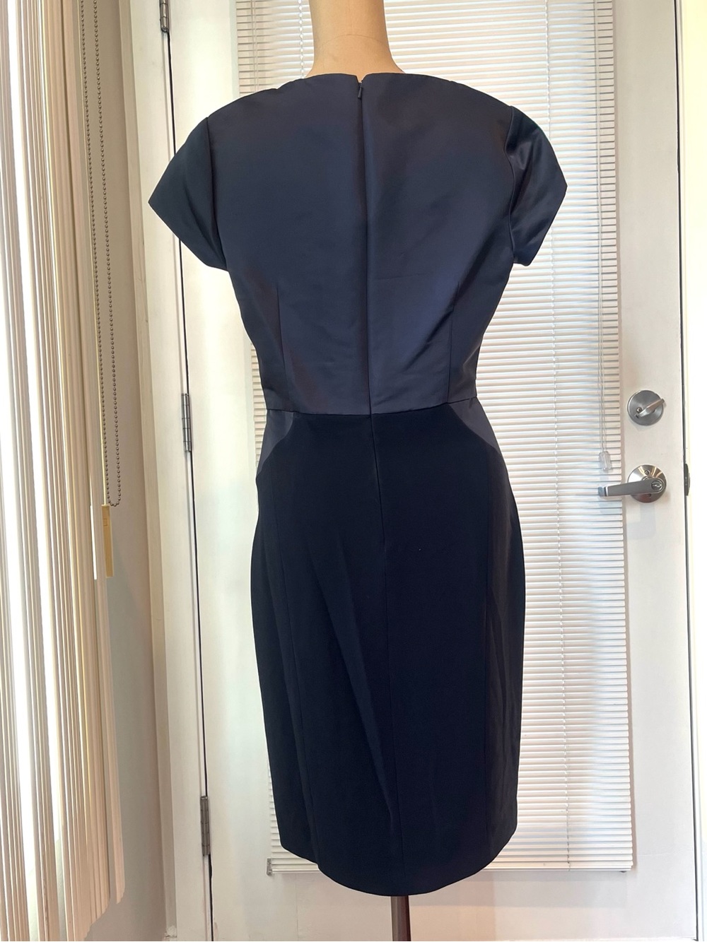 Theia Teal and Black Colorblock Midi Dress - Picture 4 of 7